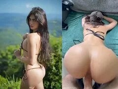 네 발로 덤불에서 그녀의 보지를주는 19 세 인플 루 언서